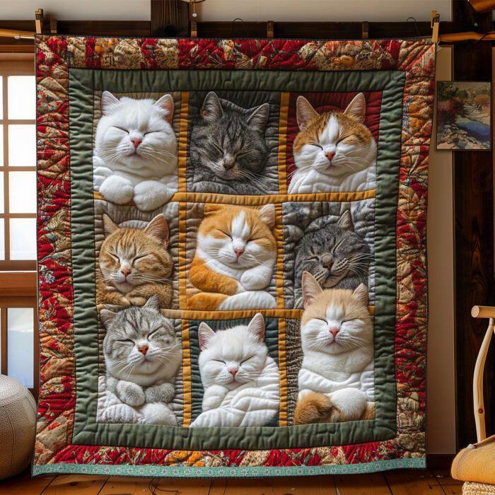 Sleeping Royal Cat WP0608019CL Quilt - Image 2