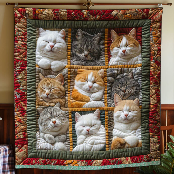 Sleeping Royal Cat WP0608019CL Quilt - Image 3