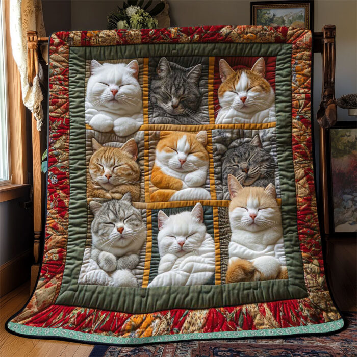 Sleeping Royal Cat WP0608019CL Quilt - Image 4